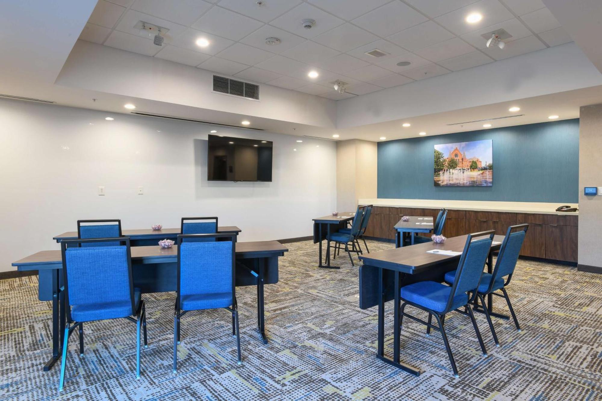 Hampton Inn & Suites Cincinnati Liberty Township Уест Честър Екстериор снимка