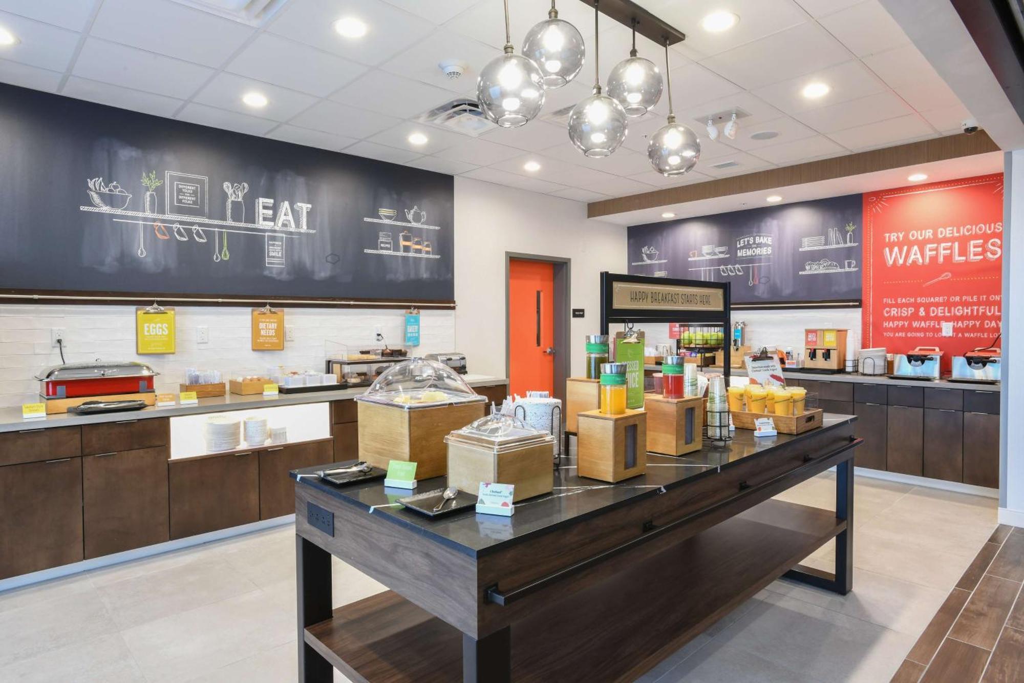 Hampton Inn & Suites Cincinnati Liberty Township Уест Честър Екстериор снимка