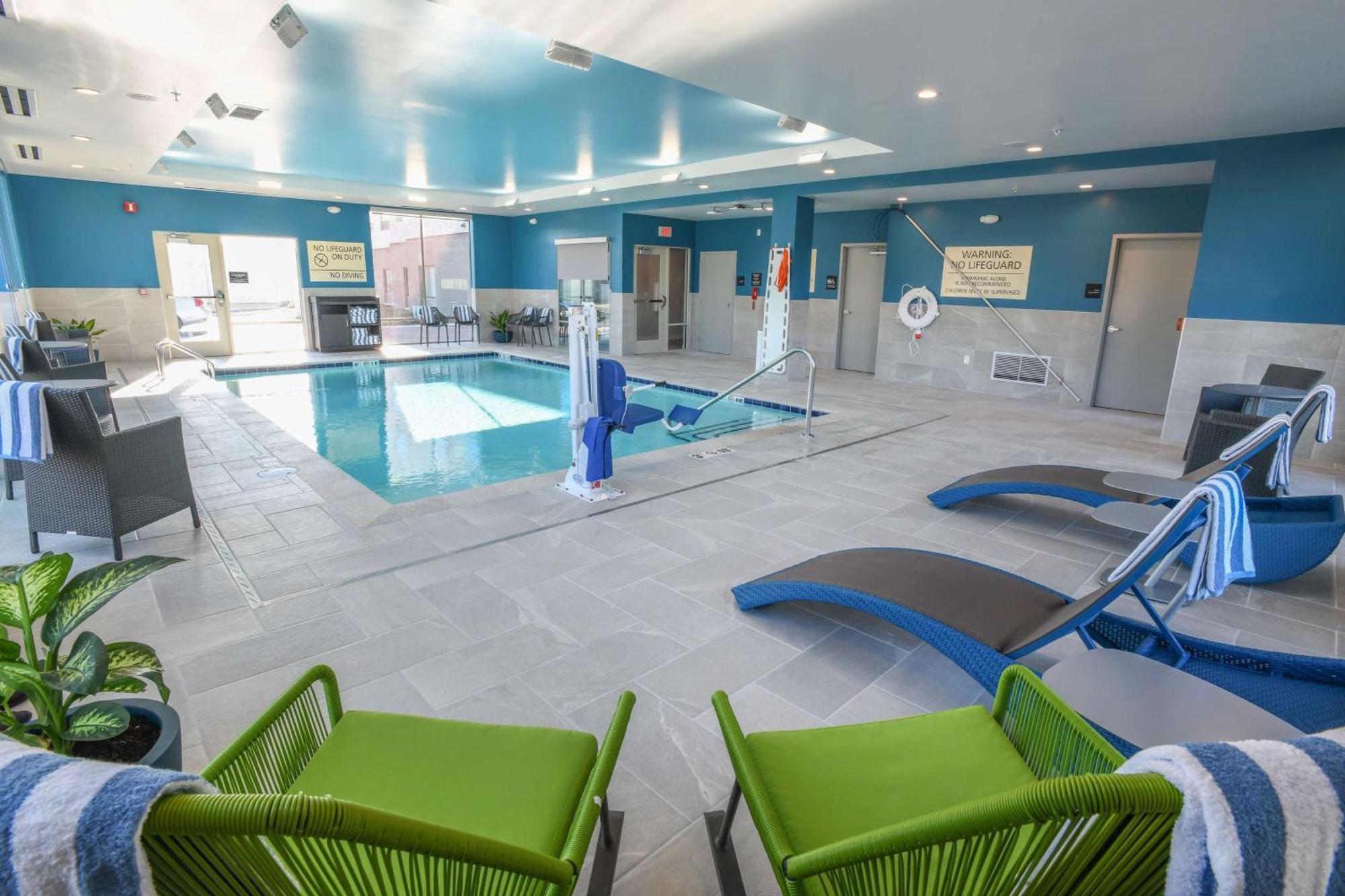 Hampton Inn & Suites Cincinnati Liberty Township Уест Честър Екстериор снимка