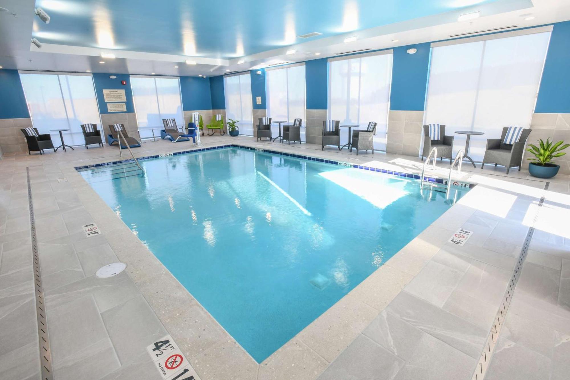 Hampton Inn & Suites Cincinnati Liberty Township Уест Честър Екстериор снимка