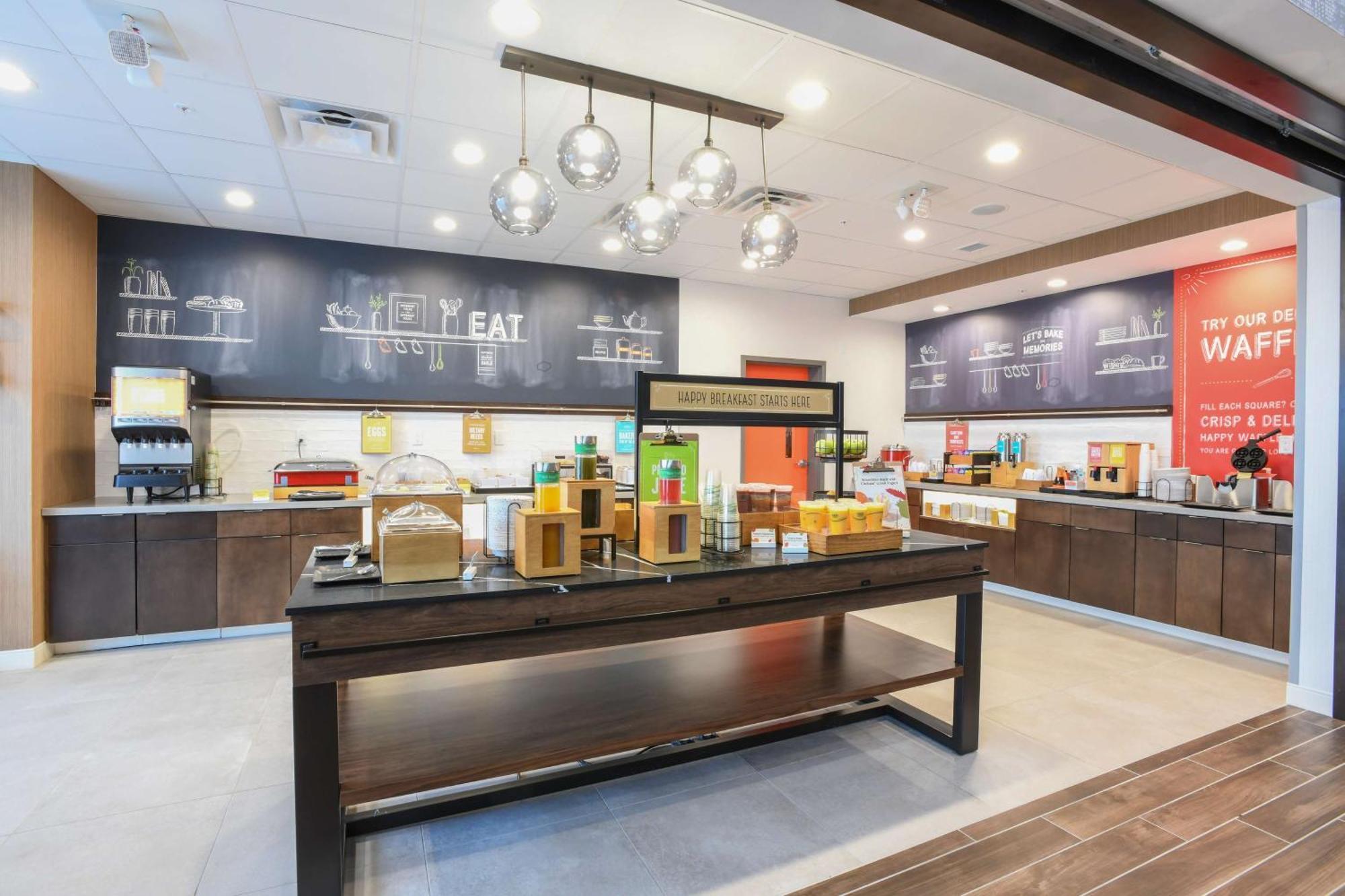 Hampton Inn & Suites Cincinnati Liberty Township Уест Честър Екстериор снимка